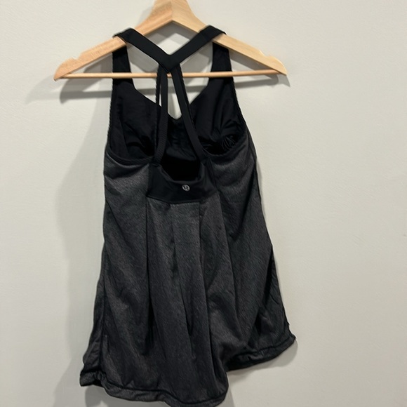 Lululemon Athletica Tank Size 8 - Picture 4 of 4